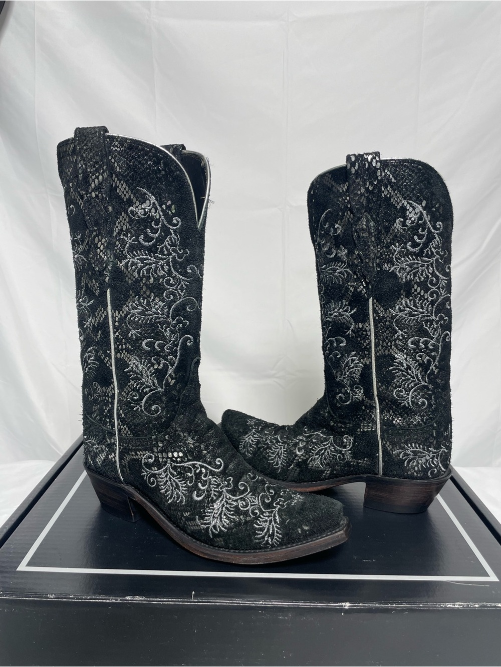 Lucchese suede python 6B boots western
